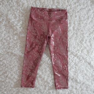 Fabletics Mauve & Floral Print Athletic Capris S